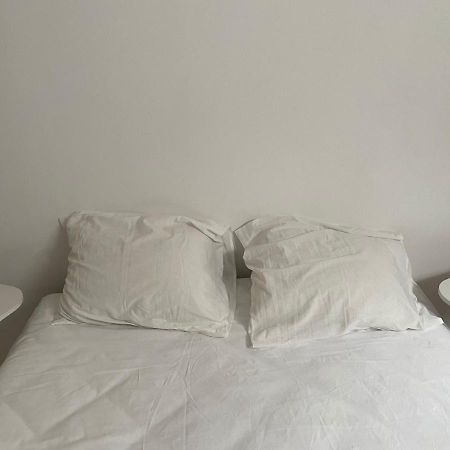 Le Wolf - 1 Chambre Dans Un T3 - 5Mn Tram Du Centre Ville - 15Mn Tram Gare Tgv Mulhouse - Wifi - Parking ภายนอก รูปภาพ